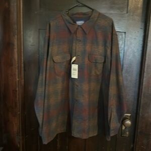 Tags still on Pendleton Wool Board Shirt Jac.